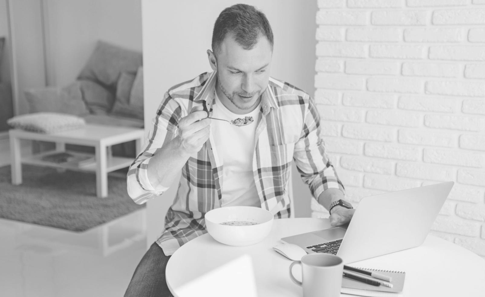 Collaboration en équipe sur projet financier